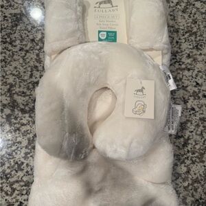 Lulaby Baby Blanket and Pillow Set